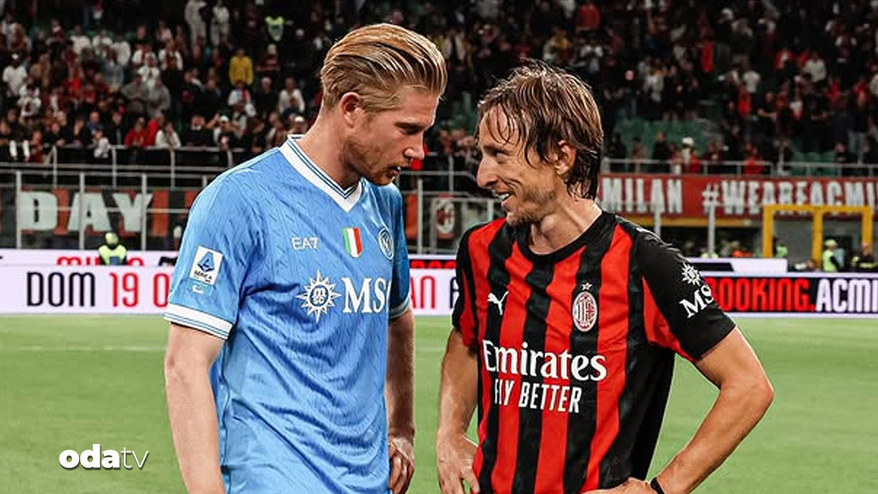 10 kisilik milan napoliyi devirdi LyP1JyLS