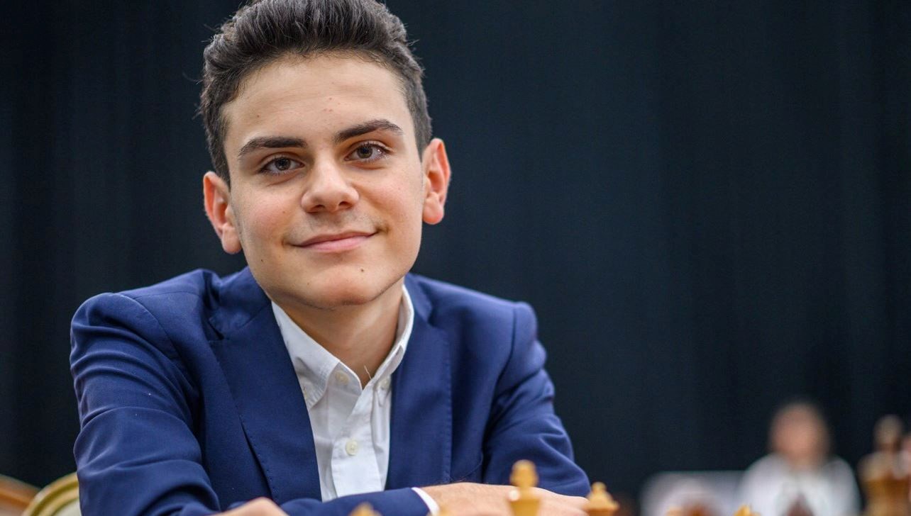 16 yasinda tarih yazdi dunya sampiyonunu yenen ilk turk Qt4DKWCW