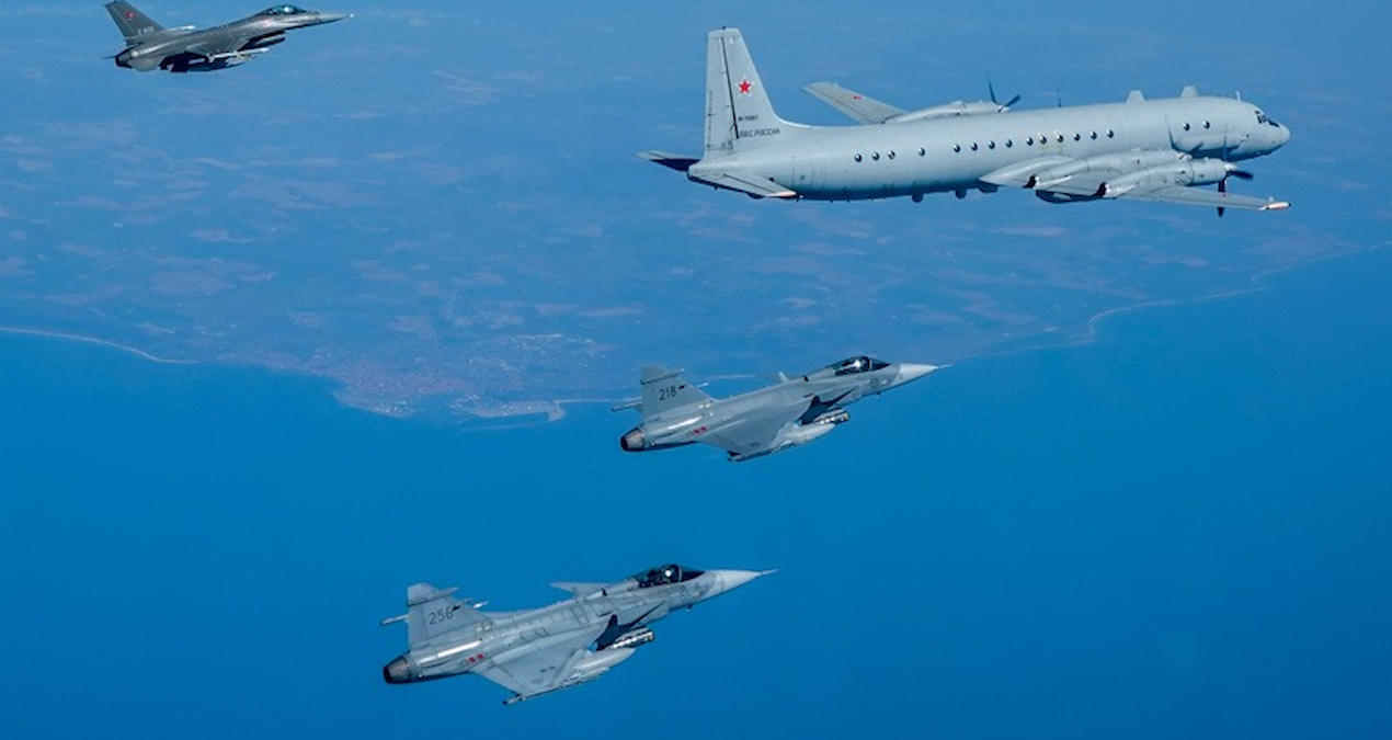 rus ucaklari avrupaya girdi ordular ayaga kalkti jetler devriyeye basladi zjMETW6v