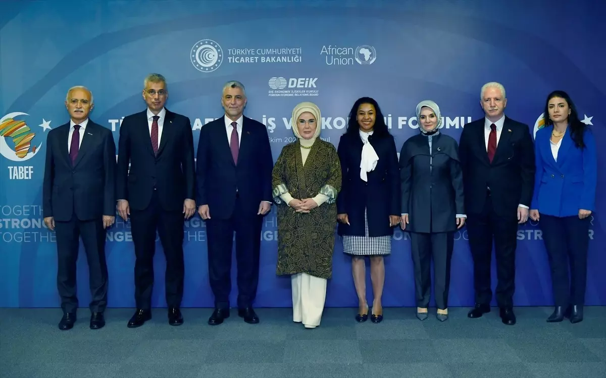 emine erdogan kadin liderligi ve girisimcilik diyalogu panelinde konustu aciklamasi f2Q4Gjzi.jpg