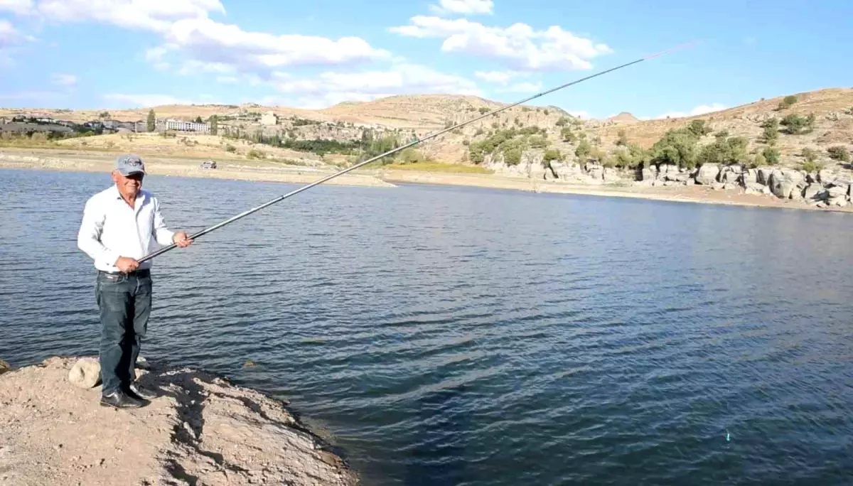 guzelyurt goletinde balik tutma keyfi pnbSbEcv