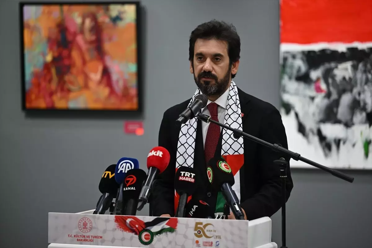 hak is butun renkler gazzeye bagis sergisi duzenledi ebsS1ys7