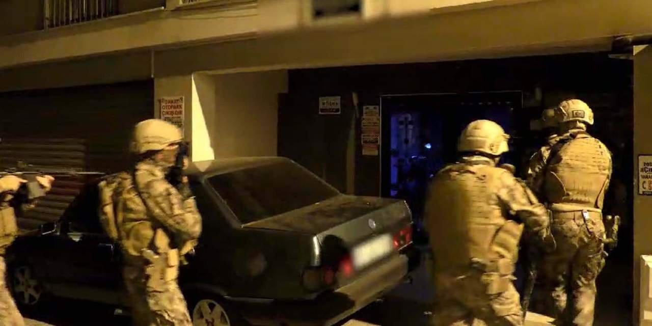 istanbulda 40 adrese es zamanli kacak alkol operasyonu HwPnse8u.jpg