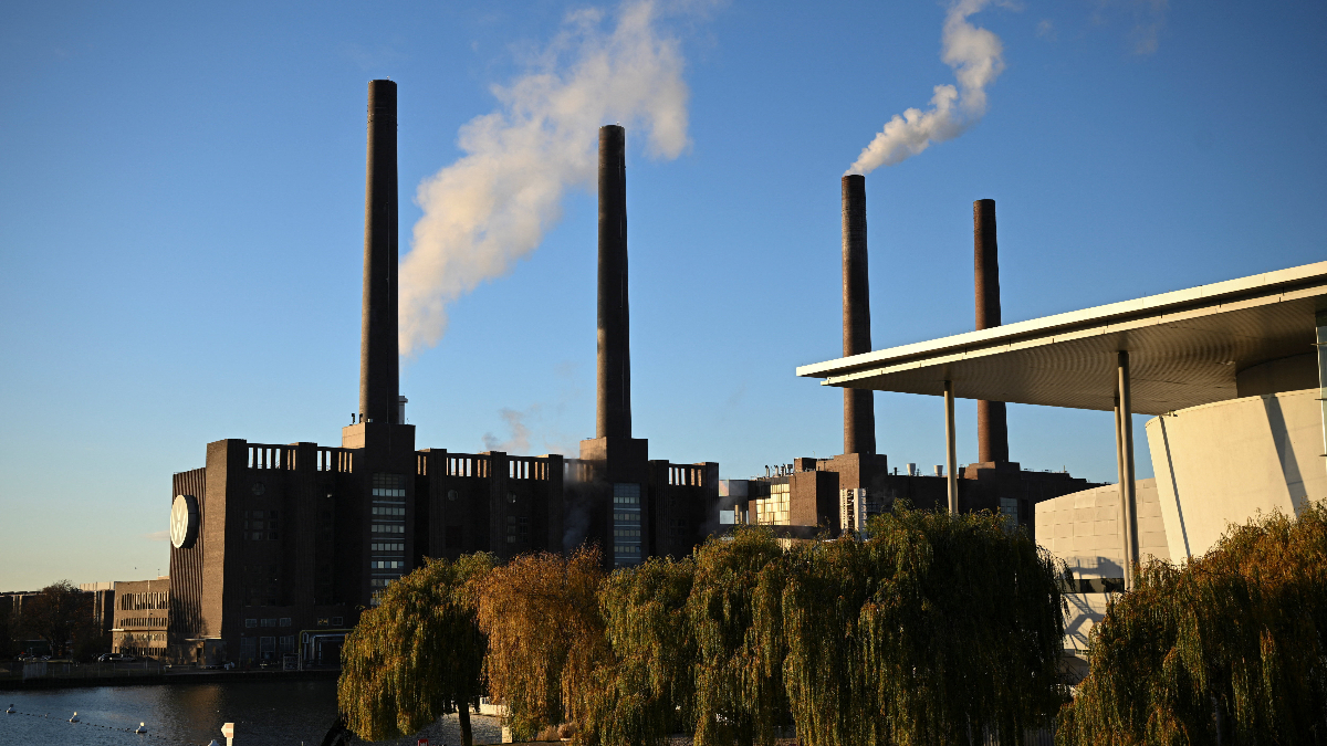 Alman devi krizde: Volkswagen ilk kez fabrika kapatıyor