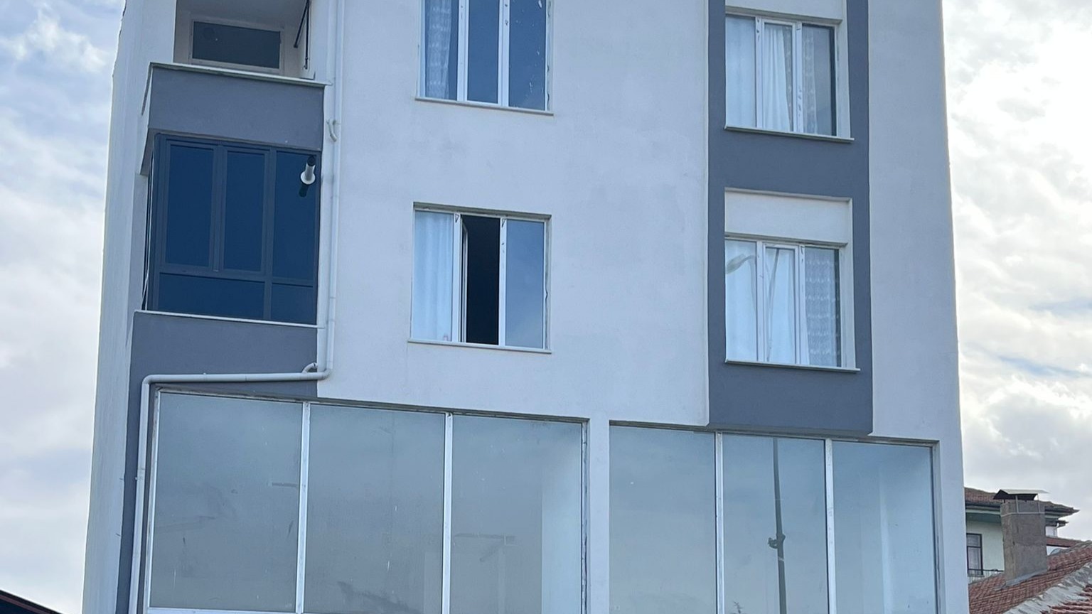 Aksaray’da sobadan sızan gaz sekiz kişiyi zehirledi