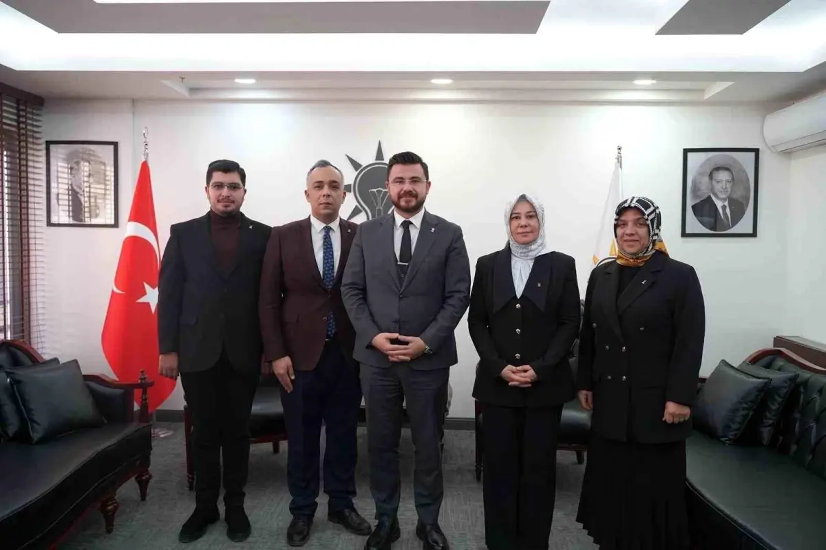 İl Başkanı Okandan: “AK Parti, siyaseti kapalı salonlardan değil milletin içinde, milletle birlikte ve millet için yürütmüştür”