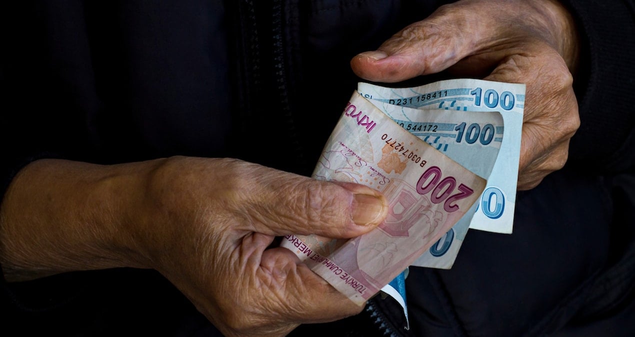 Memur ve emeklinin zam oranı pazartesi netleşecek: İşte masadaki son senaryo