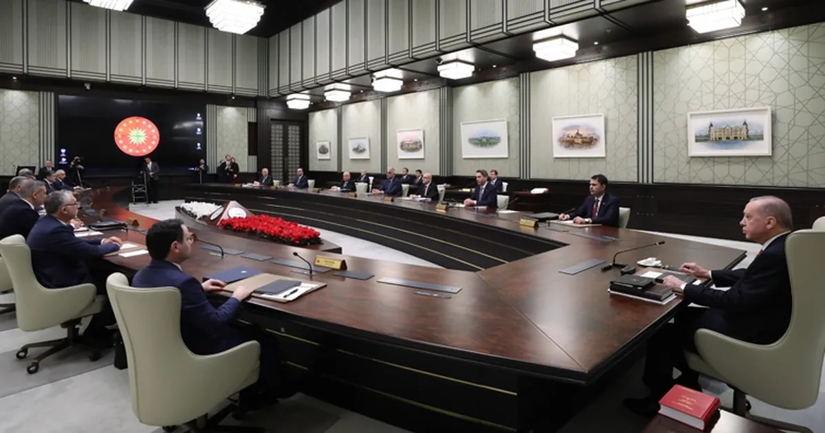 Kabine Beştepe’de toplanıyor… Gündemde NATO, Trump ve ekonomi var Img