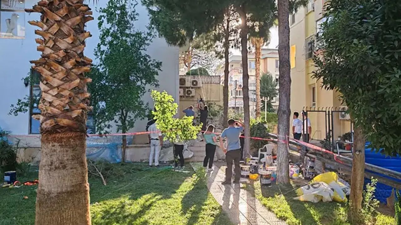İskele devrildi: 3 kardeş işçi metrelerce yükseklikten düştü! Iskele devrildi 3 kardes isci metrelerce yukseklikten dustu eb3y9Ksf