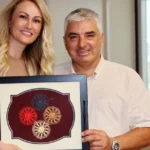 Yavru vatanda tepebasindaki orkideler icin ozel toplanti dgK4IPsB